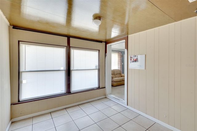 2118 53RD AVENUE W, Bradenton, FL 34207