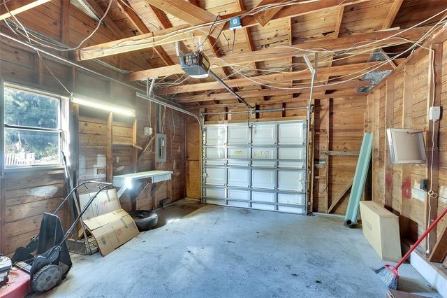 2118 53RD AVENUE W, Bradenton, FL 34207