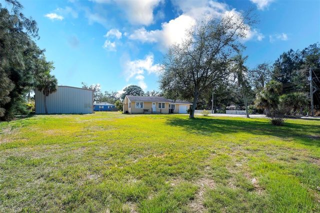 2118 53RD AVENUE W, Bradenton, FL 34207