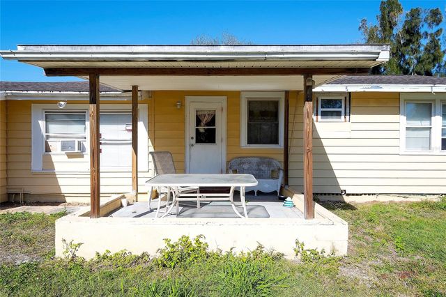 2118 53RD AVENUE W, Bradenton, FL 34207