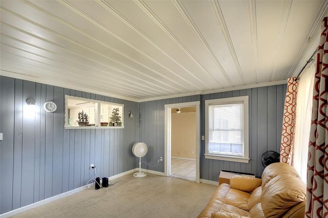 2118 53RD AVENUE W, Bradenton, FL 34207