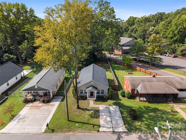 2573 Hemphill Street, Charlotte, NC 28208