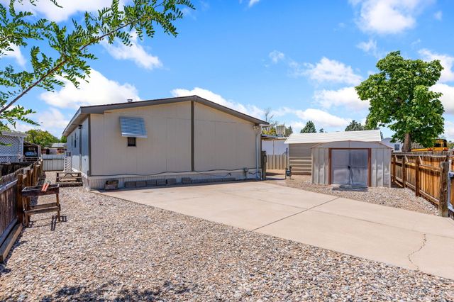 400 Del Rey Court SE, Rio Rancho, NM 87124