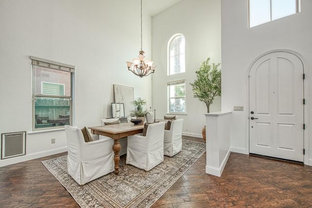 11384 N Via Montessori Drive, Fresno, CA 93730