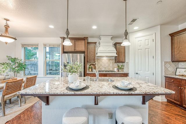 11384 N Via Montessori Drive, Fresno, CA 93730