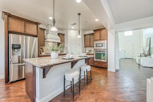 11384 N Via Montessori Drive, Fresno, CA 93730