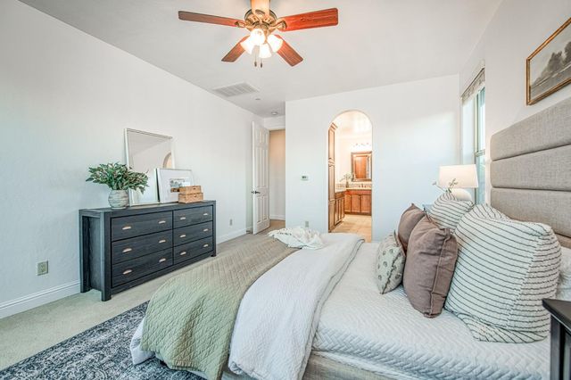 11384 N Via Montessori Drive, Fresno, CA 93730