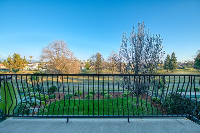 11384 N Via Montessori Drive, Fresno, CA 93730