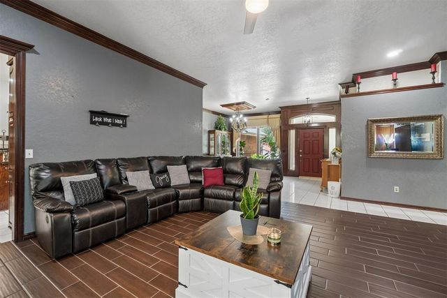 11409 Pinewick Drive, Oklahoma City, OK 73162