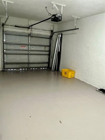 312 Talia Cir, Palm Springs, FL 33461