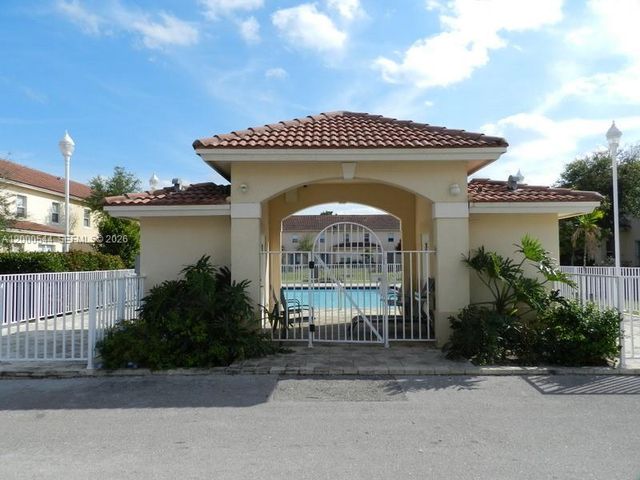 312 Talia Cir, Palm Springs, FL 33461