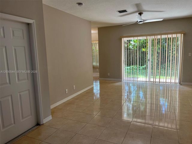 312 Talia Cir, Palm Springs, FL 33461