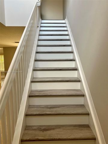 312 Talia Cir, Palm Springs, FL 33461