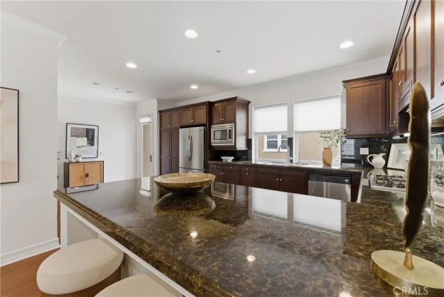 1800 Oak Street 613, Torrance, CA 90501