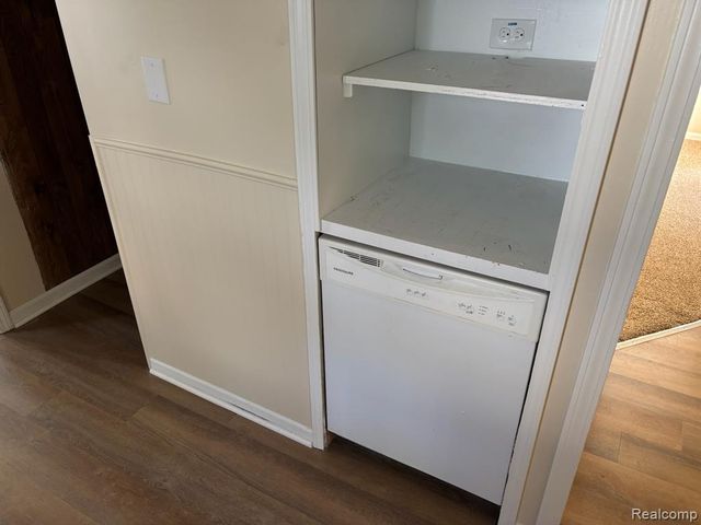 4457 1st Street, Wayne, MI 48184