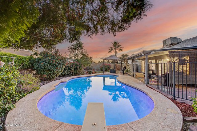 6321 W ACAPULCO Lane, Glendale, AZ 85306
