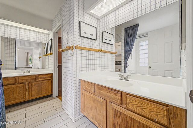 6321 W ACAPULCO Lane, Glendale, AZ 85306