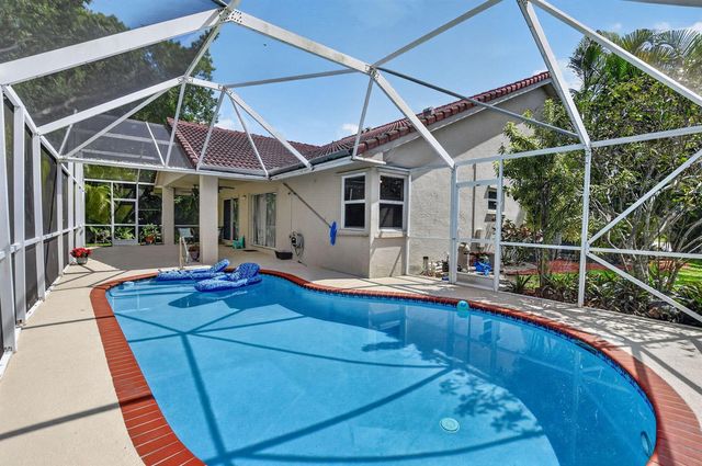 19536 Sea Pines Way, Boca Raton, FL 33498