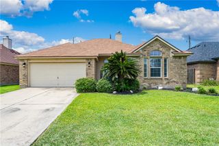 5909 Sutherland Dr, Corpus Christi, TX 78414