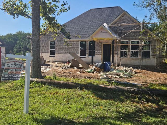 3822 Sunrise Lane, Damon, TX 77430