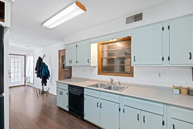 5676 W ANTWERP AVE, Unincorporated, TN 38135