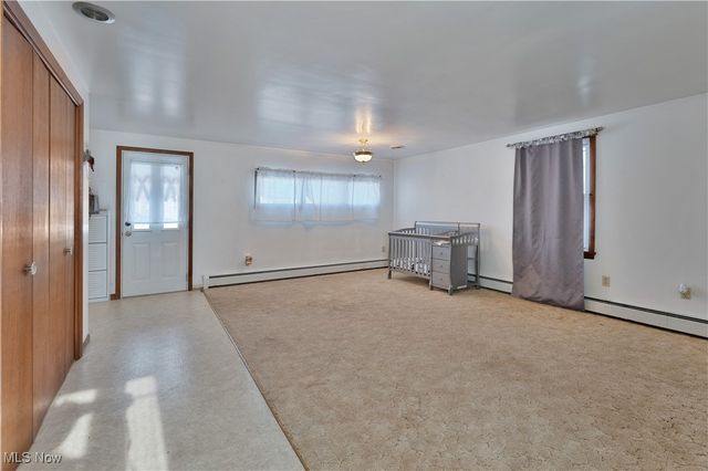 125 Island Drive, Poland, OH 44514