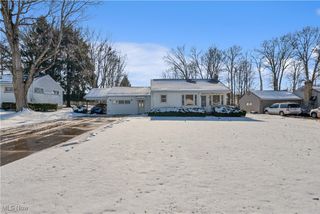 125 Island Drive, Poland, OH 44514