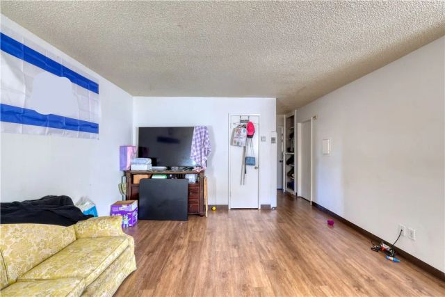 700 West Morrison Avenue, Santa Maria, CA 93458