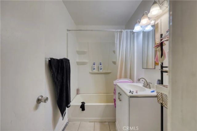 700 West Morrison Avenue, Santa Maria, CA 93458