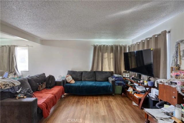 700 West Morrison Avenue, Santa Maria, CA 93458