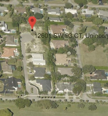 12601 SW 93rd Ct, Miami, FL 33176