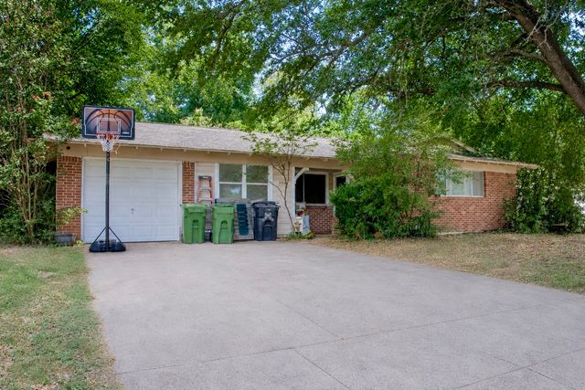 505 Lynda Lane, Arlington, TX 76010