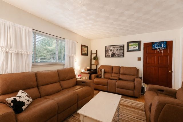505 Lynda Lane, Arlington, TX 76010