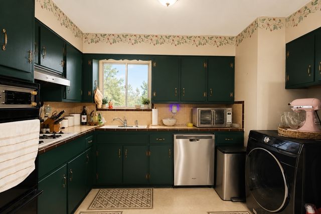 505 Lynda Lane, Arlington, TX 76010