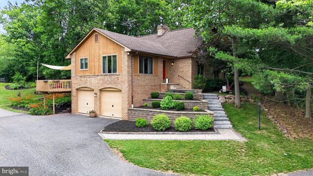 2571 VALLEY VIEW RD, Morgantown, PA 19543