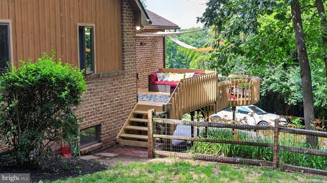 2571 VALLEY VIEW RD, Morgantown, PA 19543