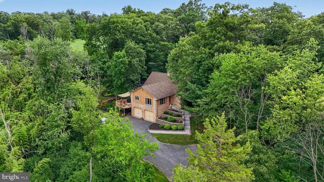 2571 VALLEY VIEW RD, Morgantown, PA 19543