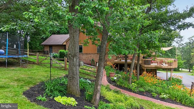 2571 VALLEY VIEW RD, Morgantown, PA 19543