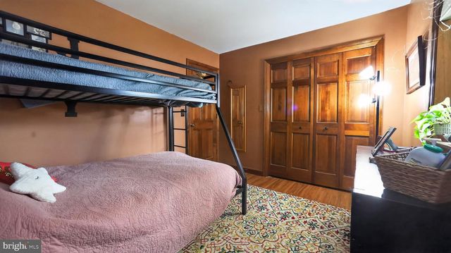 2571 VALLEY VIEW RD, Morgantown, PA 19543