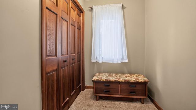 2571 VALLEY VIEW RD, Morgantown, PA 19543