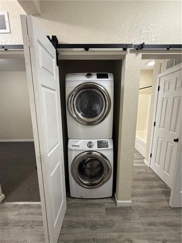 210 W 7th Street, Knob Noster, MO 65336