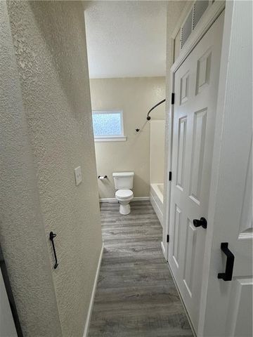 210 W 7th Street, Knob Noster, MO 65336