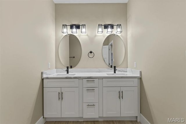 5424 Delmar Boulevard, St Louis, MO 63112