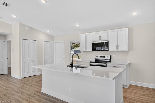 1154 NW 7th PL, Cape Coral, FL 33993