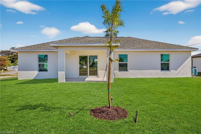 1154 NW 7th PL, Cape Coral, FL 33993