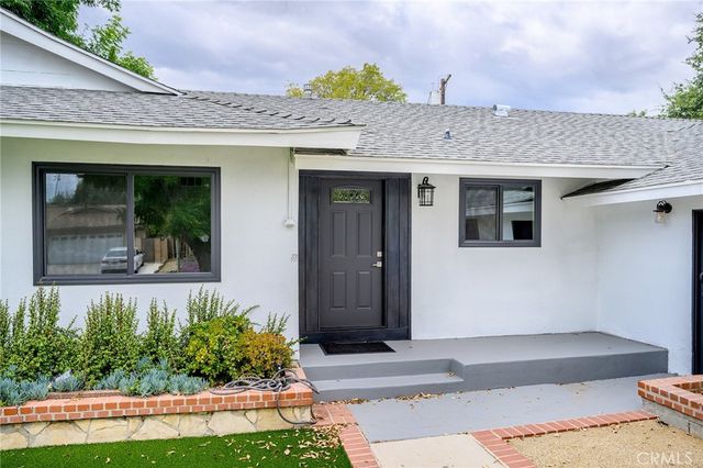 11555 Collett Ave, Granada Hills, CA 91344