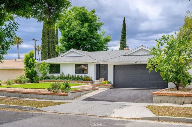 11555 Collett Ave, Granada Hills, CA 91344