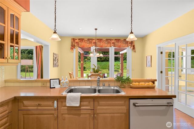 1603 Kelly Road, Bellingham, WA 98226