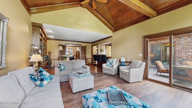1105 Colonel Anderson Pkwy, Louisville, KY 40222
