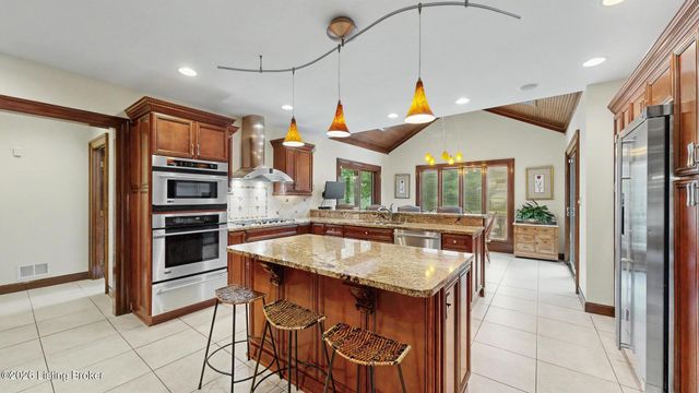1105 Colonel Anderson Pkwy, Louisville, KY 40222